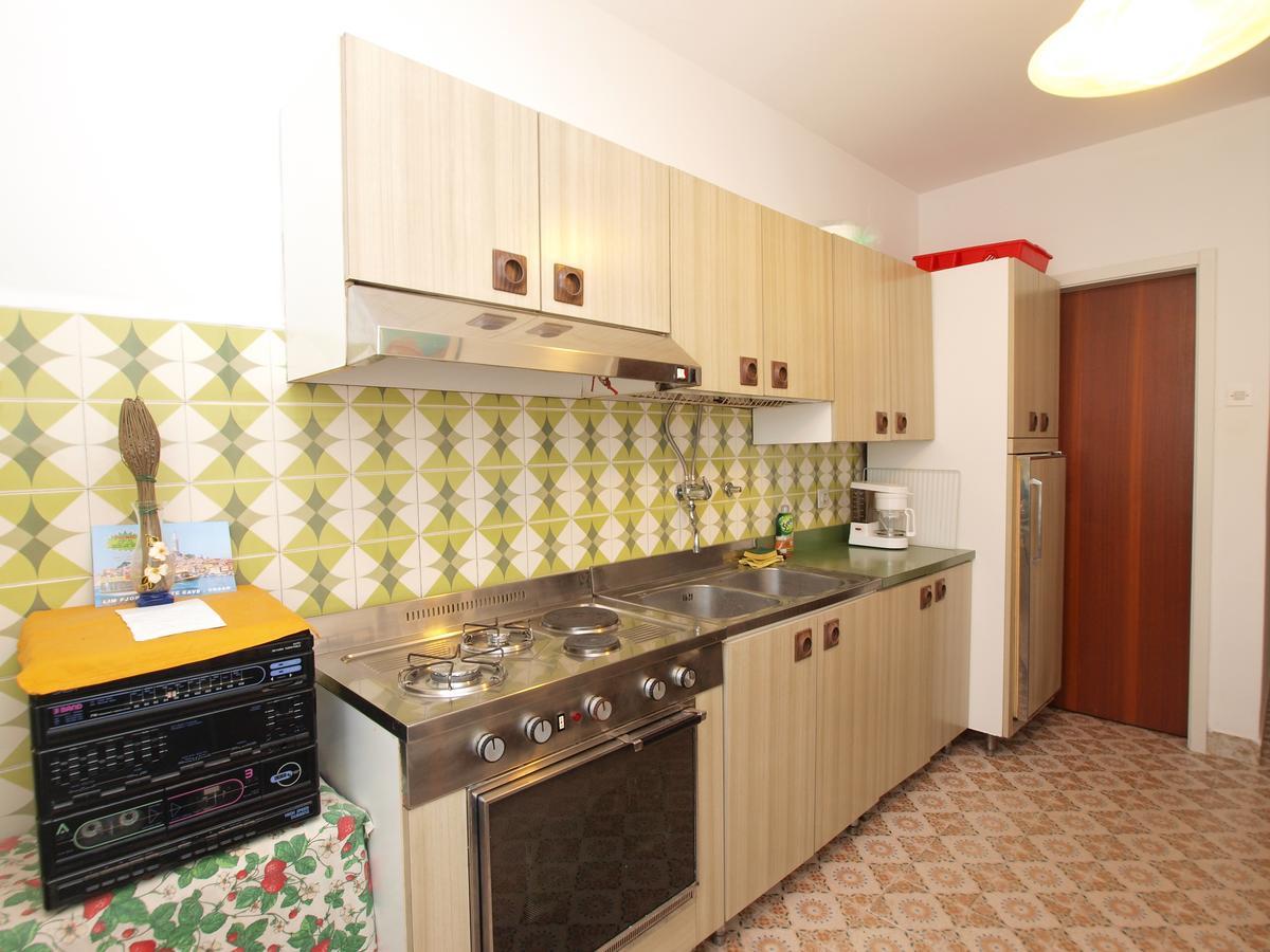 Rooms Milan 1370 ロヴィニ エクステリア 写真