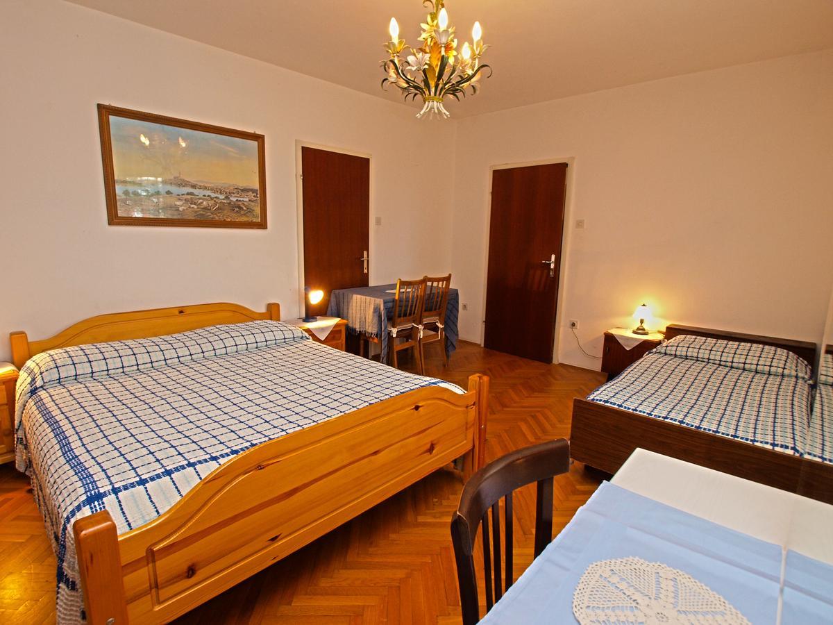 Rooms Milan 1370 ロヴィニ エクステリア 写真