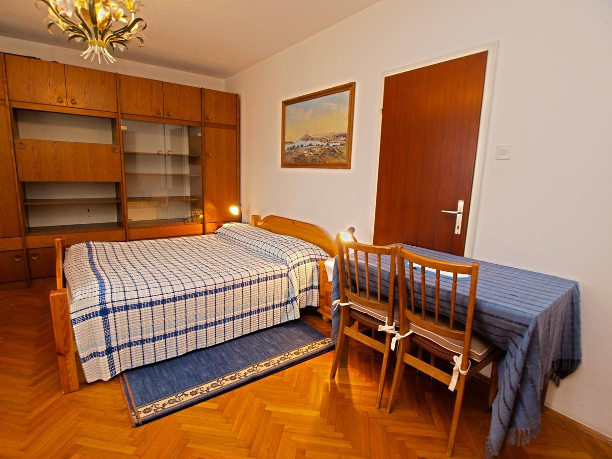 Rooms Milan 1370 ロヴィニ エクステリア 写真